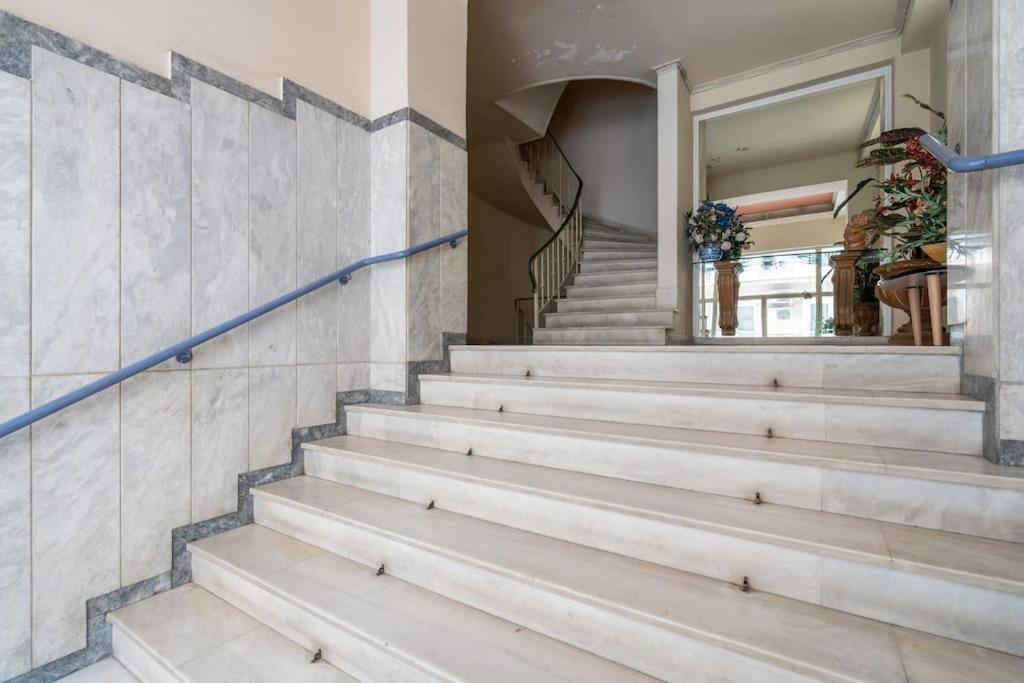 Urban Elegance In Kolonaki Apartment Athens Ngoại thất bức ảnh
